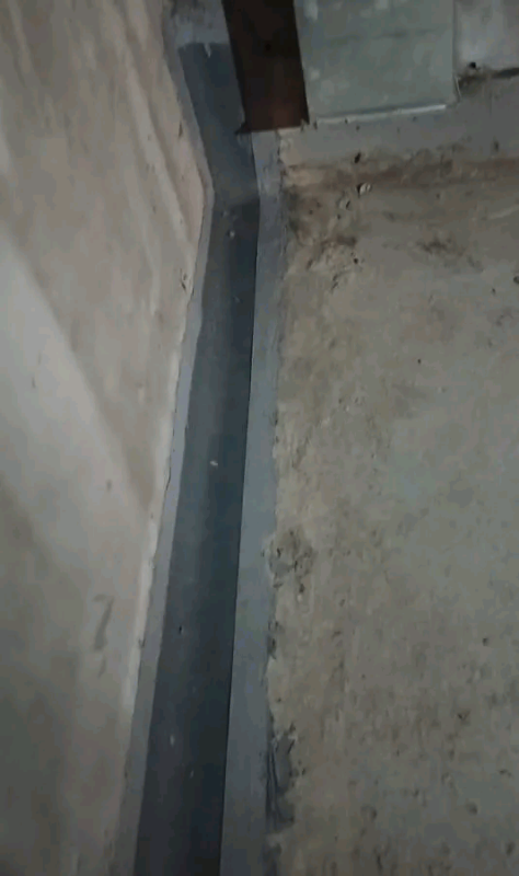 Гидроизоляция деформационного шва с поклейкой ленты